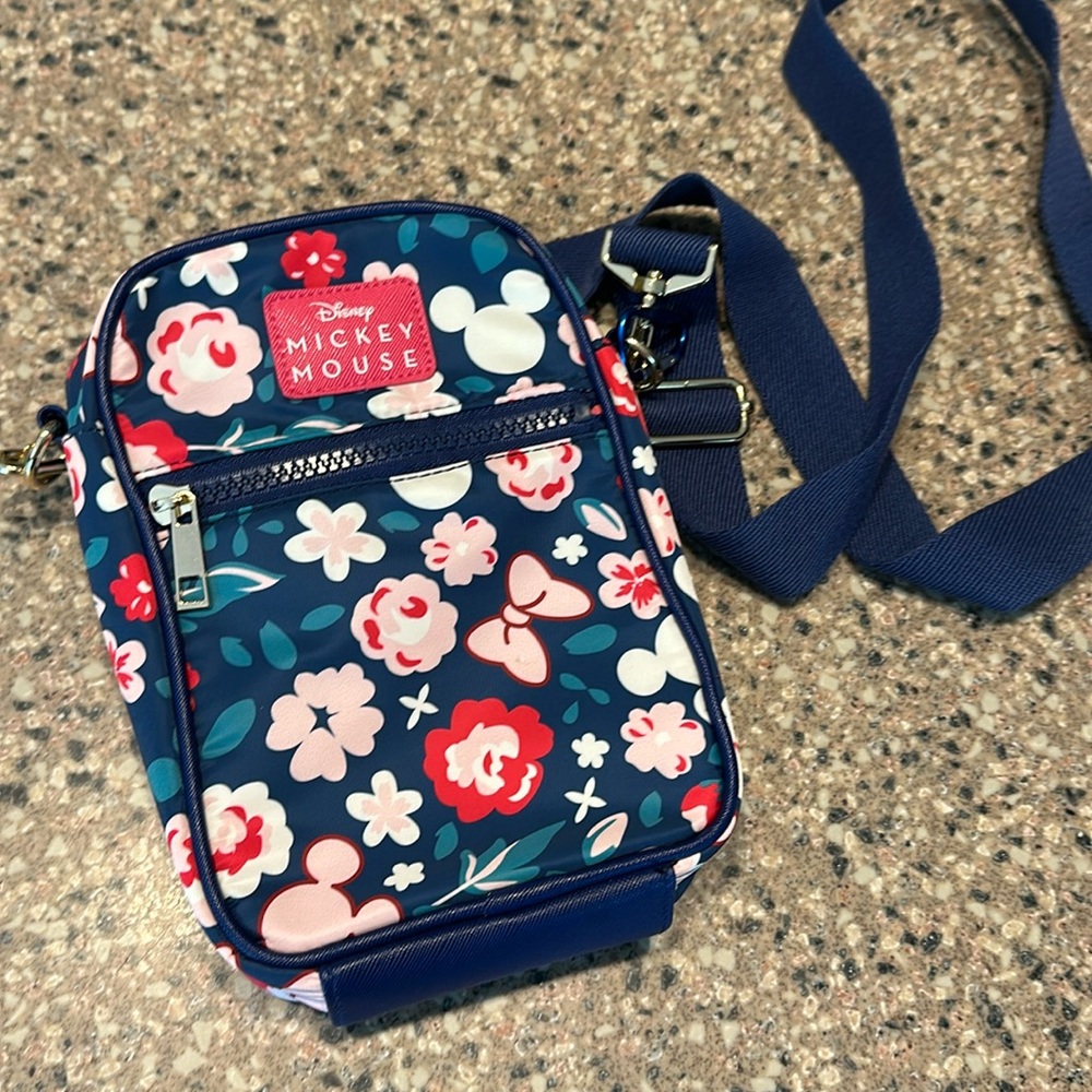 Disney Mickey Mouse Bioworld Crossbody Bag